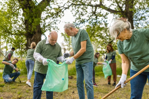 Various Benefits of Volunteering for Seniors